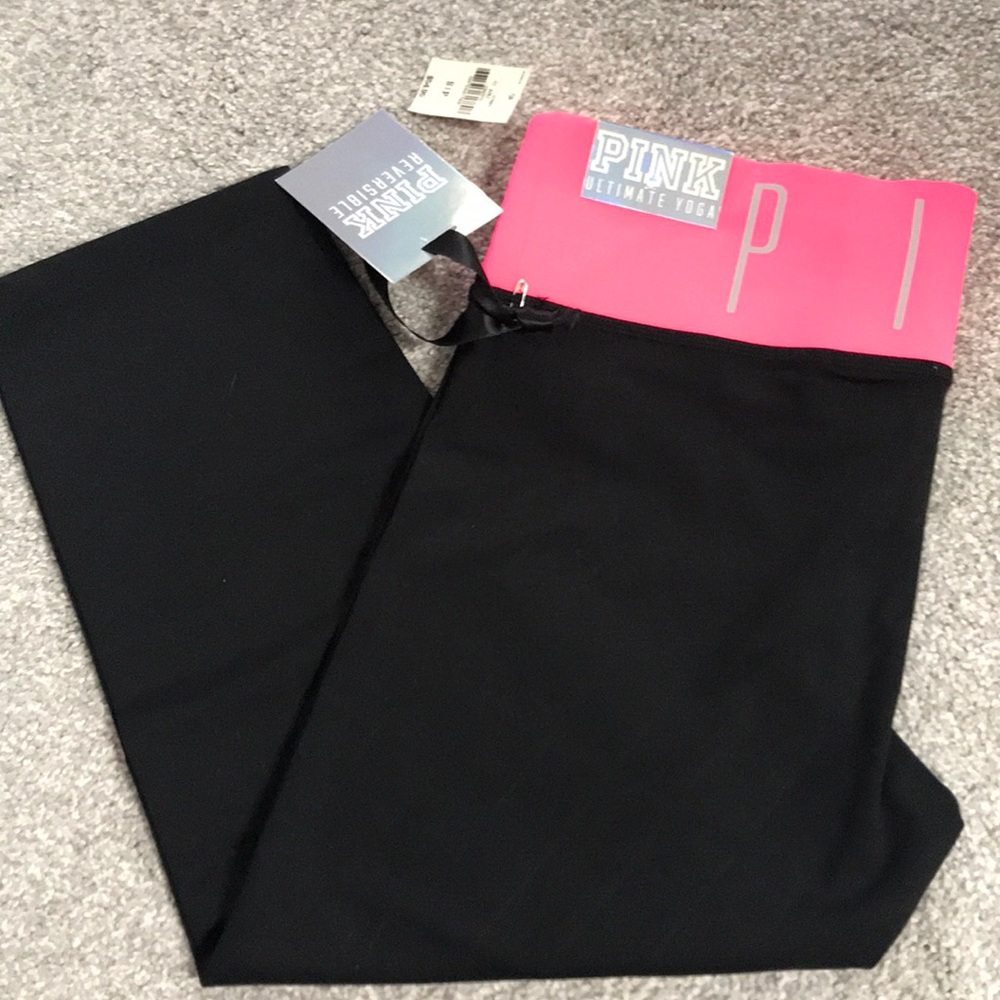 VS Pink Ultimate Yoga Crop Legging